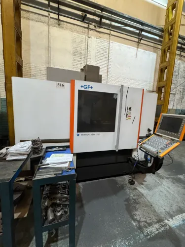 CENTRO DE USINAGEM CHARMILLES MODELO HEM 1200