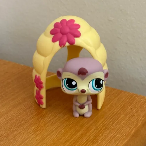 Littlest pet shop suricato