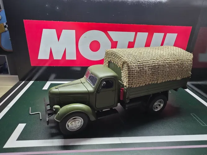 Miniatura 1.32 caminhão 2 guerra mundial com lona removível abre tudo motor detalhado