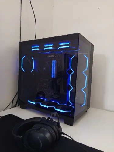 Gabinete NZXT H9 FLOW