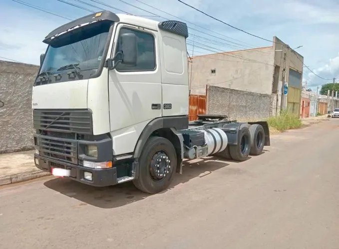  Volvo EDC 380 Ano 2003  