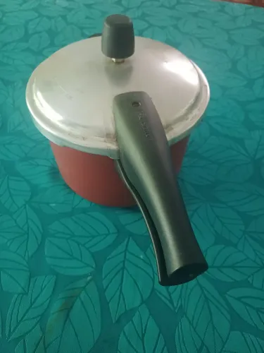 panela de pressão Tramontina