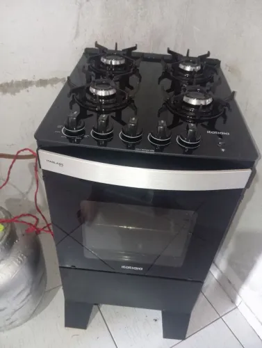 Vendendo fogão Itatiaia vidro temperado 4 bocas