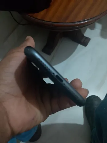 Vendo esse iPhone 11 128