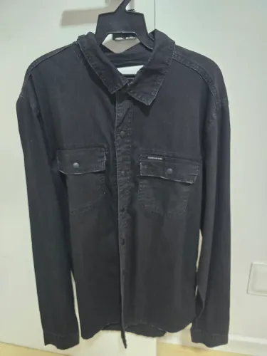 Camisa botão Calvin Klein preta