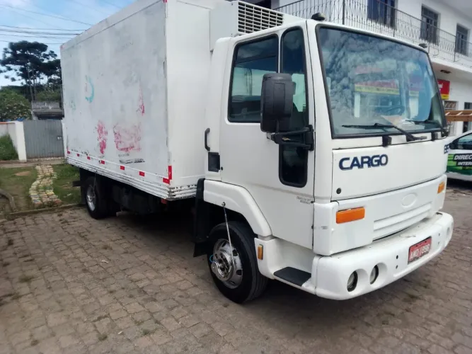 Ford cargo 815