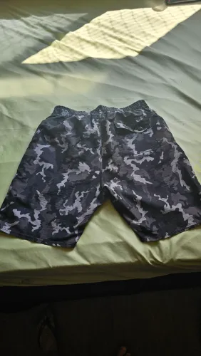 Bermuda camuflada nba