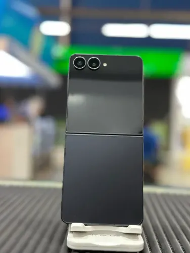 *Galaxy Z Flip7 512Gb 12Ram - Garantia Samsung 2027- Loja física