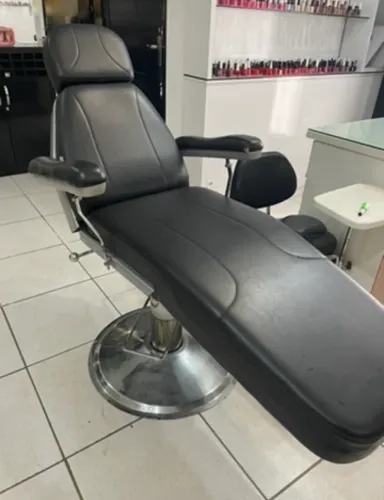 CADEIRA ESTÉTICA 