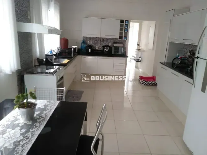 Casa à venda com 2 quartos - Vila Industrial, Campinas, SP