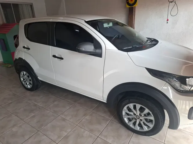 Fiat Mobi Like 1.0 Fire Flex 5P. 2022