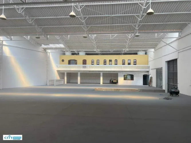 GALPÃO INDUSTRIAL 10000m²ÁREA CONSTRUIDA E 5,517m² ÁREA TOTAL, PARA LOCAÇÃO E VENDA SÃO B