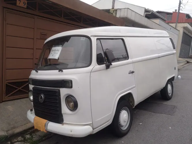 Volkswagen Kombi Furgão 1.4 MI Total Flex 8V 2012