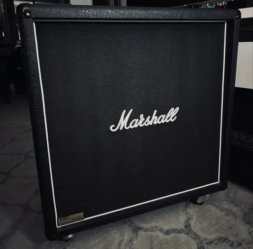 Gabinete Guitarra Marshall 1960BV 4x12 Celestion