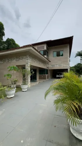 Casa para aluguel e venda com 585 m2 4 quartos em Aldeia