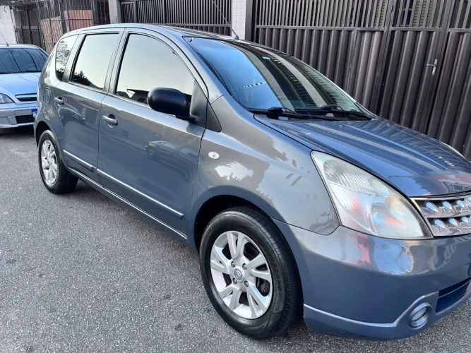 Nissan Livina S 1.8 16V Flex Fuel Aut. 2013