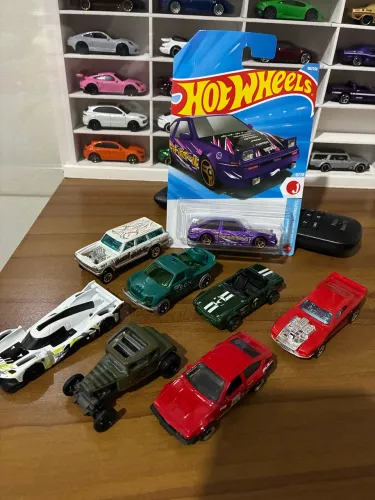 Kit 8 Hotwheels