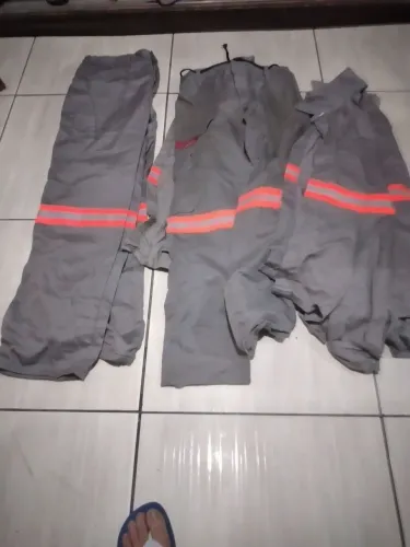 Uniforme antichamas