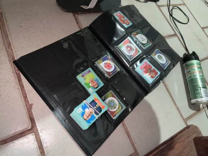 Vendo figurinhas avulsas da copa