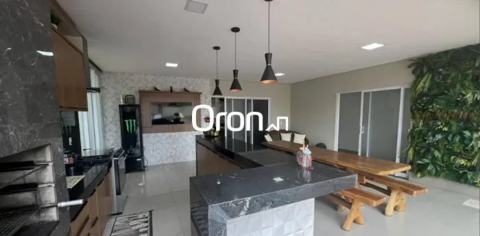 Casa à venda, 324 m² por R$ 2.999.999,00 - Condomínio do Lago - Goiânia/GO