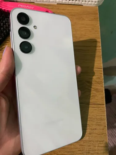 Vendo celular Samsung A16 5g em ótimo estado 