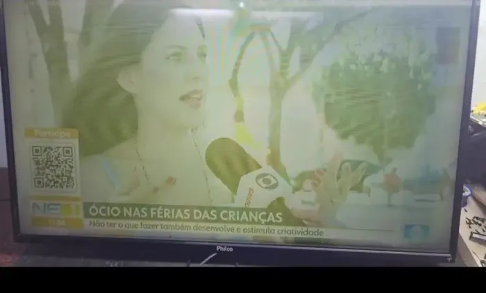Vendo tv com defeito na tela 43 polegadas 