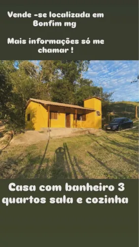 VENDO CASA LOCALIZADO EM BONFIM - MG