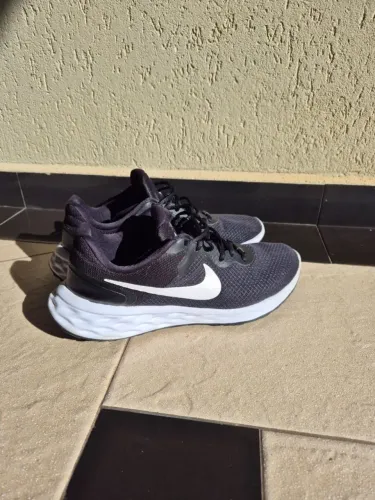TÊNIS NIKE REVOLUTION 6 43