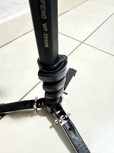 Monopé WT3958M Weifeng com Cabeça Hidráulica
