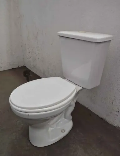Vendo sanitário completo