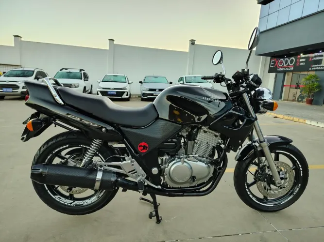 Cb 500 muito linda