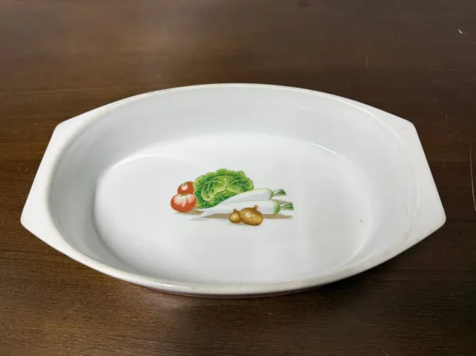Antiga travessa refratária - porcelana real colorama
