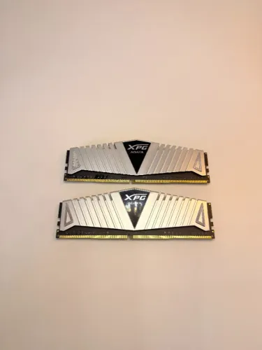 Memória Ram ADATA XPG DDR4 16GB 2400MHz (2x8GB) UR0292 AXU240038G16-BSZ  