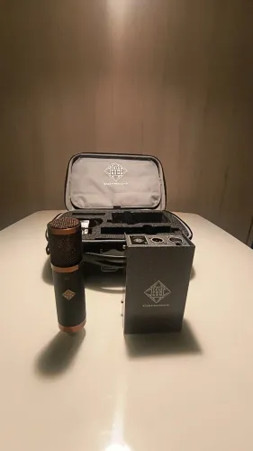 Microfone Valvulado Telefunken Tf29 Copperhead