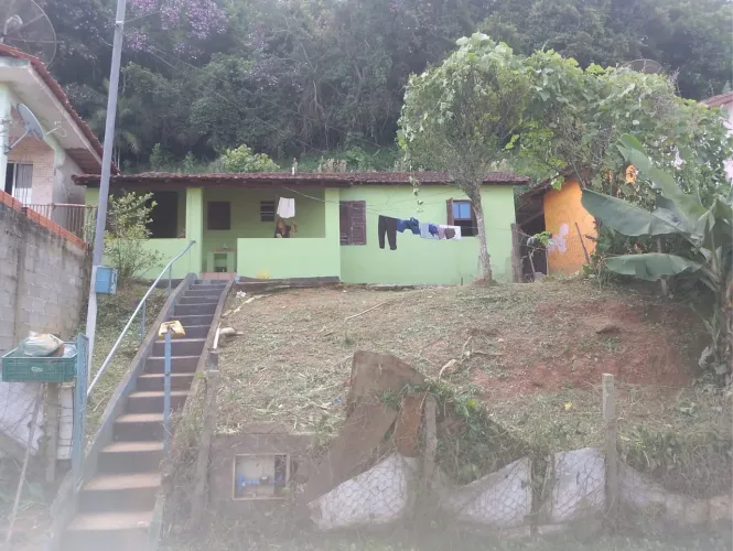 Casa em São Lourenço da Serra SP