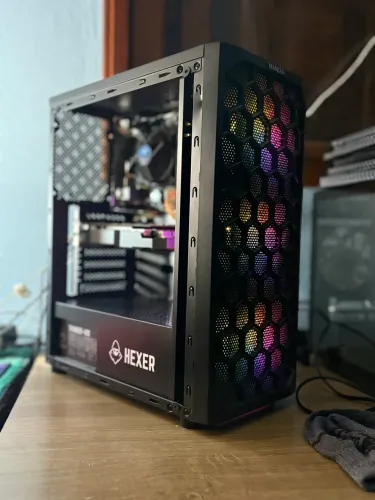 Pc gamer i5 + GTX 1050 Ti 4GB + 16GB RAM + 740GB SSD