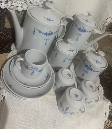 Conjunto antigo de porcelana pozzani
