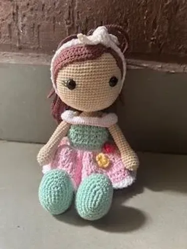 Boneca de crochê 