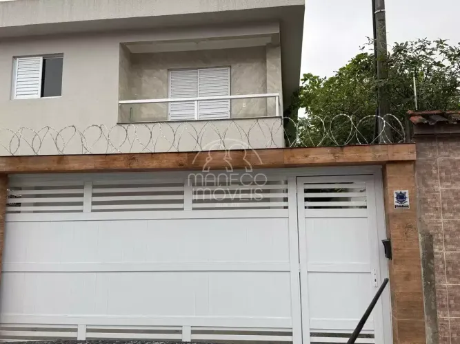 Imóvel para venda possui 55 metros quadrados com 2 quartos em Vila Voturua - São Vicente -