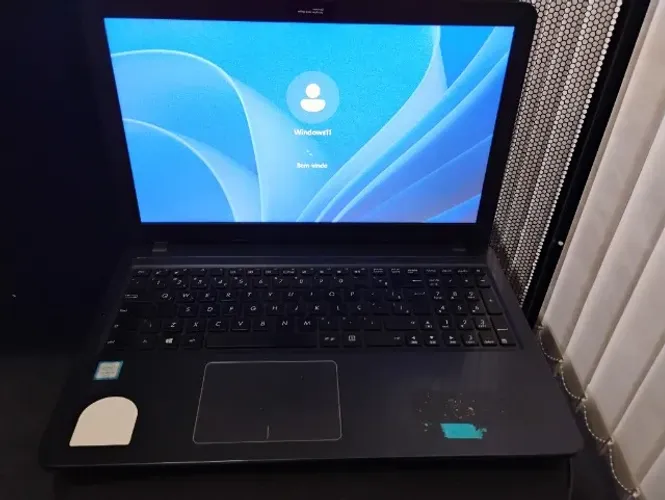 Notebook Asus X5401 I3 7° 4gb SSD 120gb