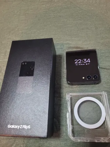 Galaxy Z Flip 5