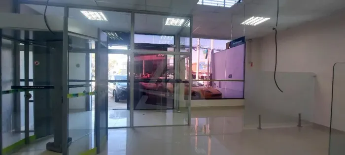 Salão à venda e para alugar em Campinas, Vila Pompéia, com 363 m²