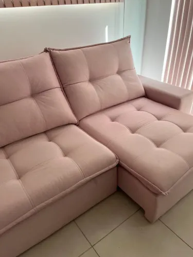 Sofá Retrátil e Reclinável Rosa Aveludado - Lindo e Super Confortável!