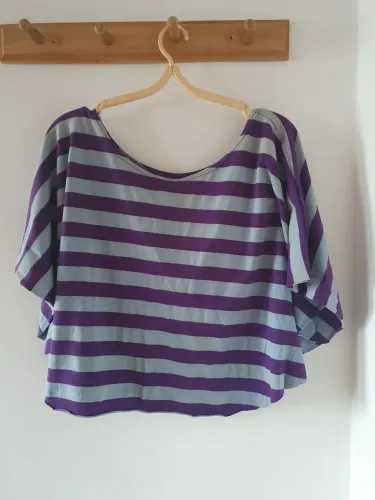 Cropped listrado