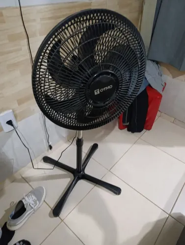 Ventilador de pé