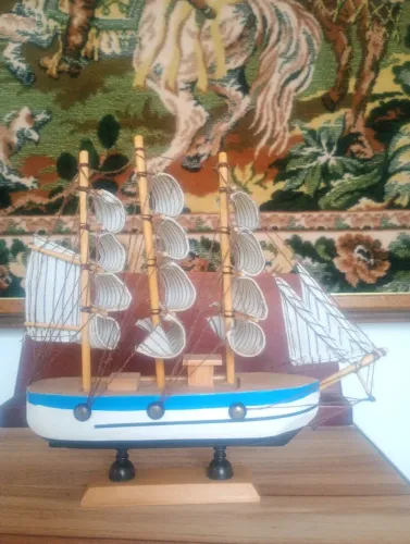 Barco de madeira