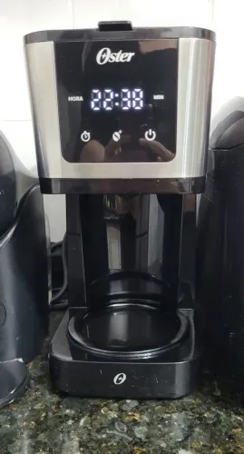 Cafeteira inteligente Oster ocaf550 SEM JARRA