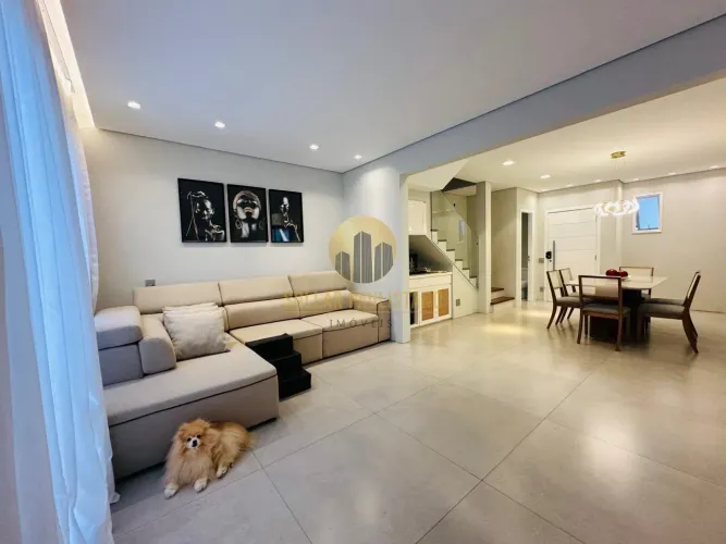 Casa de Condomínio em Jardim Monte Kemel - São Paulo