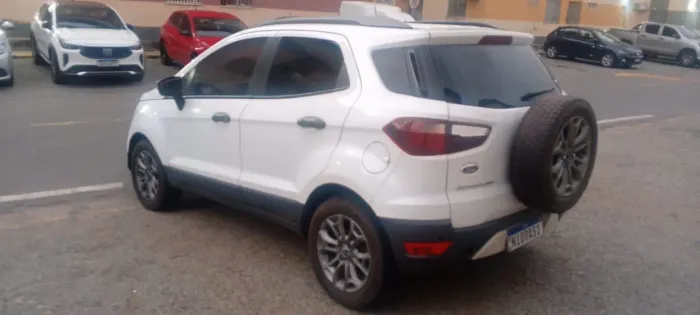 Ford Ecosport Freestyle 1.6 16V Flex 5P 2014