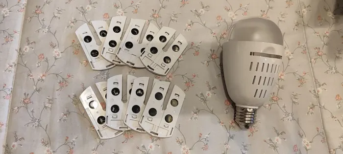 Lâmpada Projetor LED Giratória - bivolt